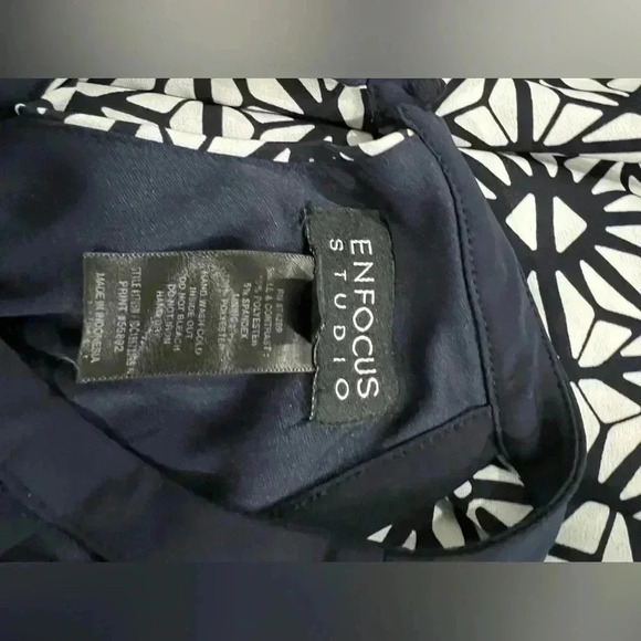 EnFocus Studio Blue and White Print Sleeveless Maxi Dress Size 6​​ - Picture 13 of 13